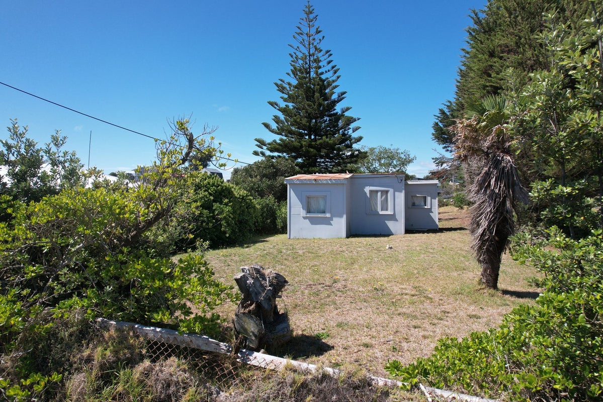 98 Park Avenue, Waitarere Beach, Levin - Carousel 27