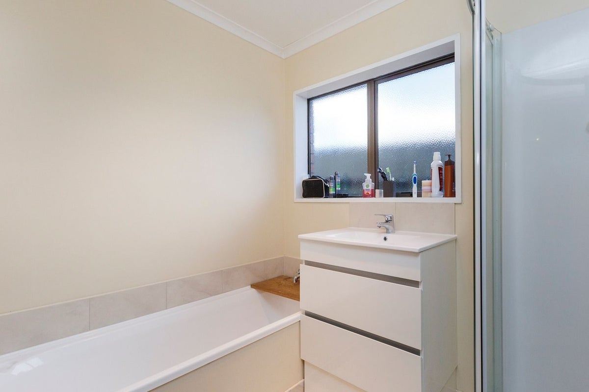 417 Ruahine Street, Terrace End, Palmerston North - Carousel 2