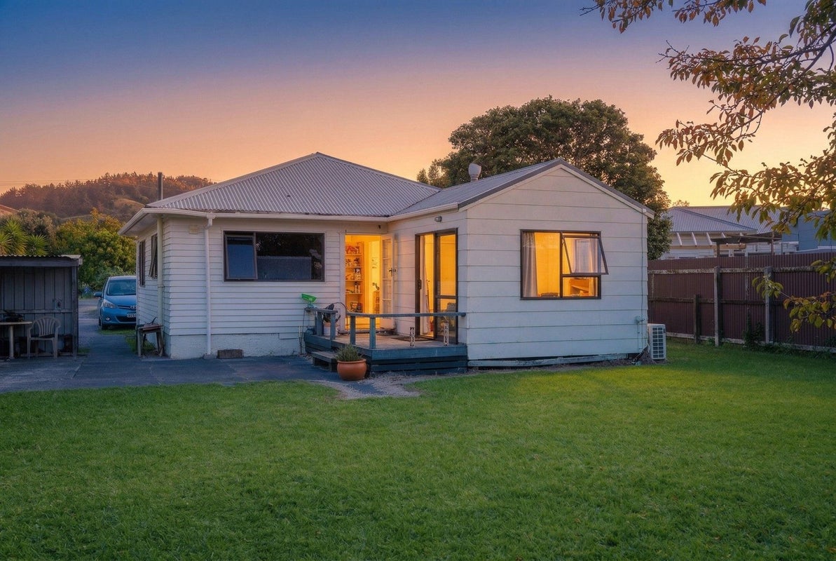 554 Wainui Road, Kaiti, Gisborne - Carousel 1