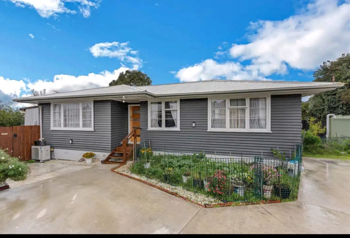 11A Ellen Street, Manurewa East, Auckland - Carousel 2
