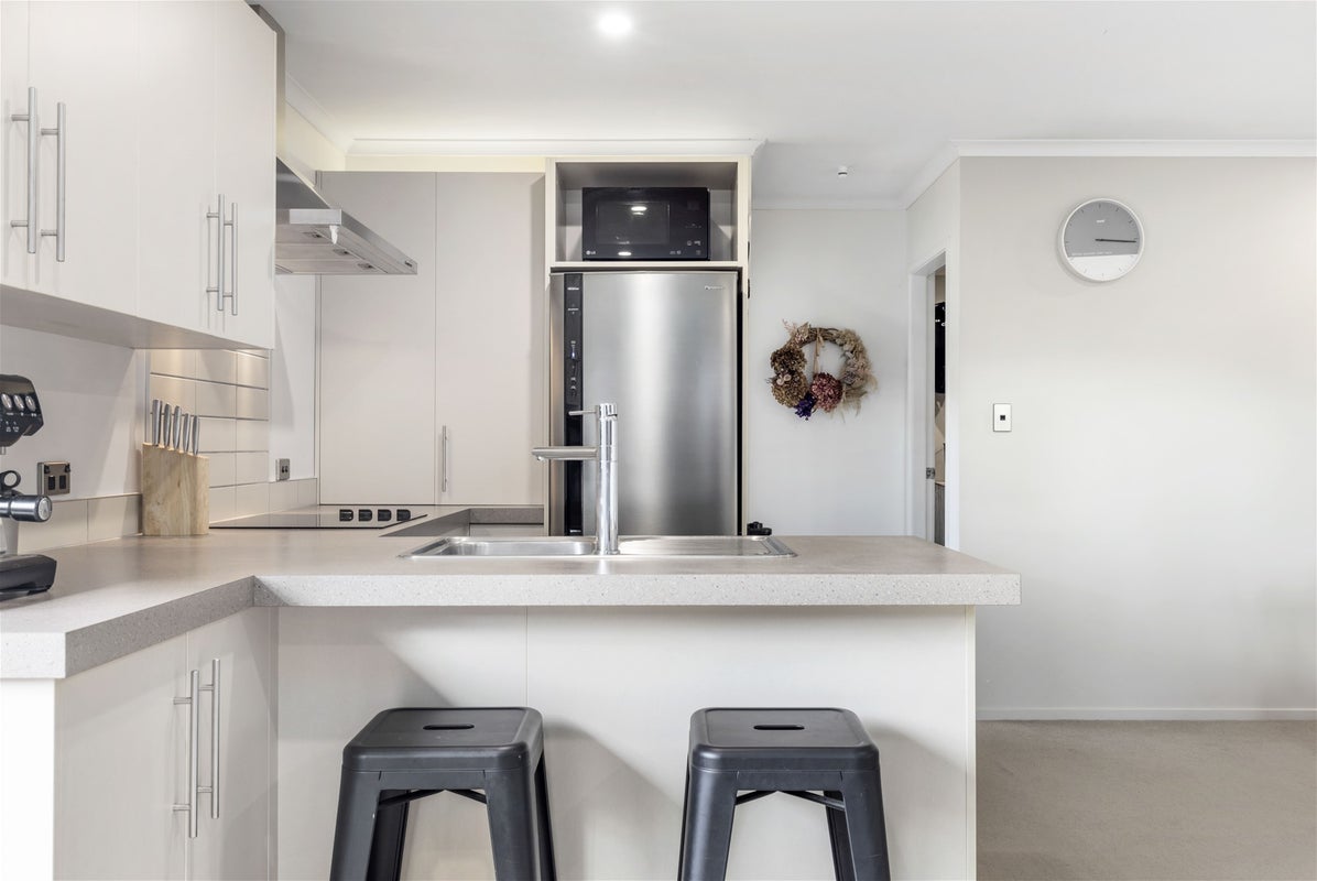 7 Stadium Lane, Whitiora, Hamilton - Carousel 2
