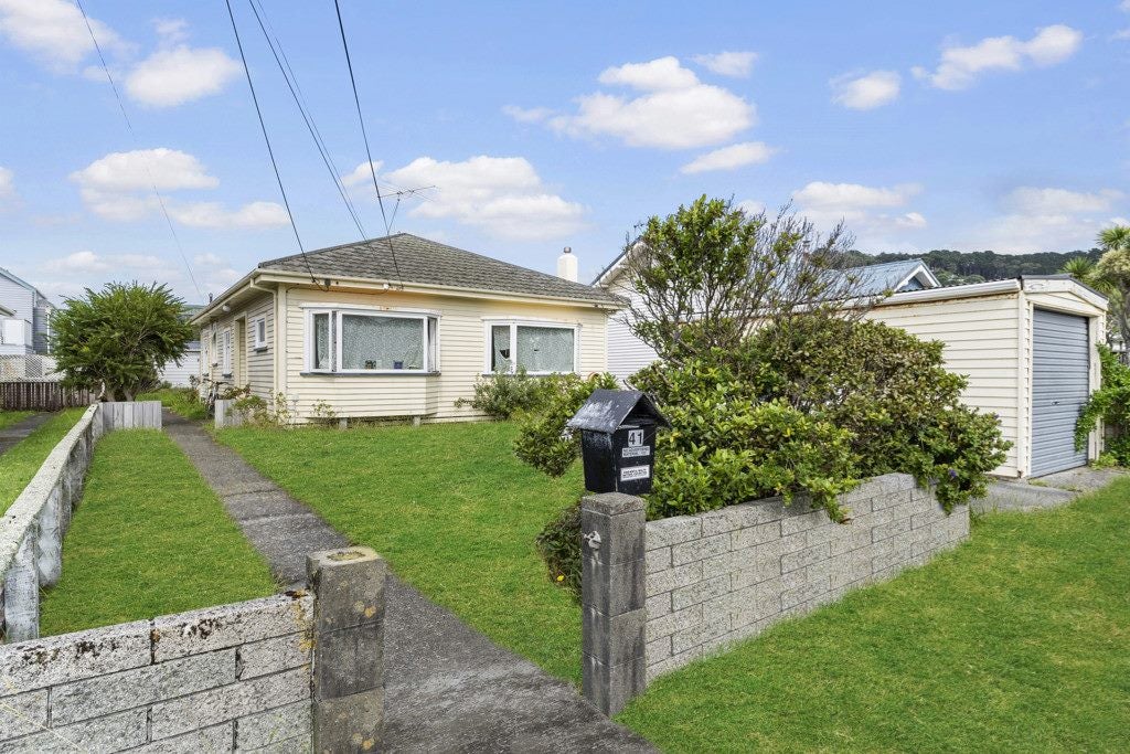 41 Kemp Street, Kilbirnie, Wellington - Carousel 1