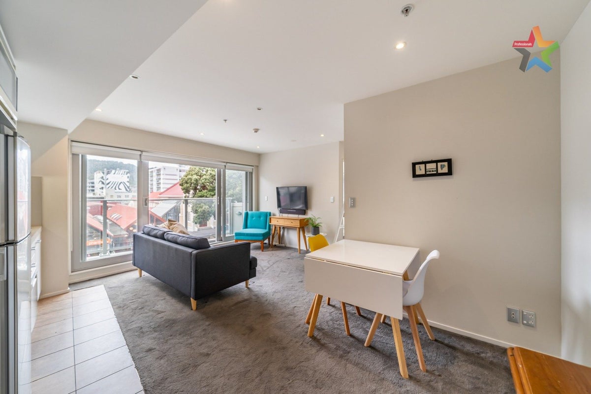 203/74 Taranaki Street, Te Aro, Wellington - Carousel 1