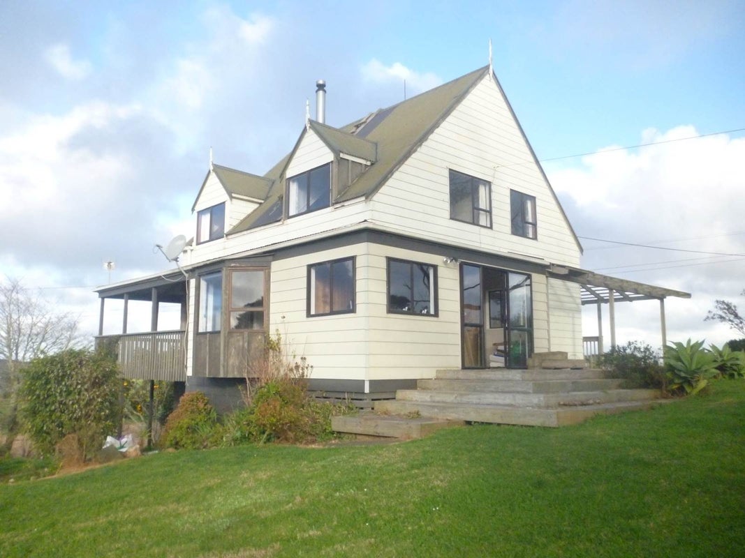 68 Shine Road, Helensville - Carousel 1