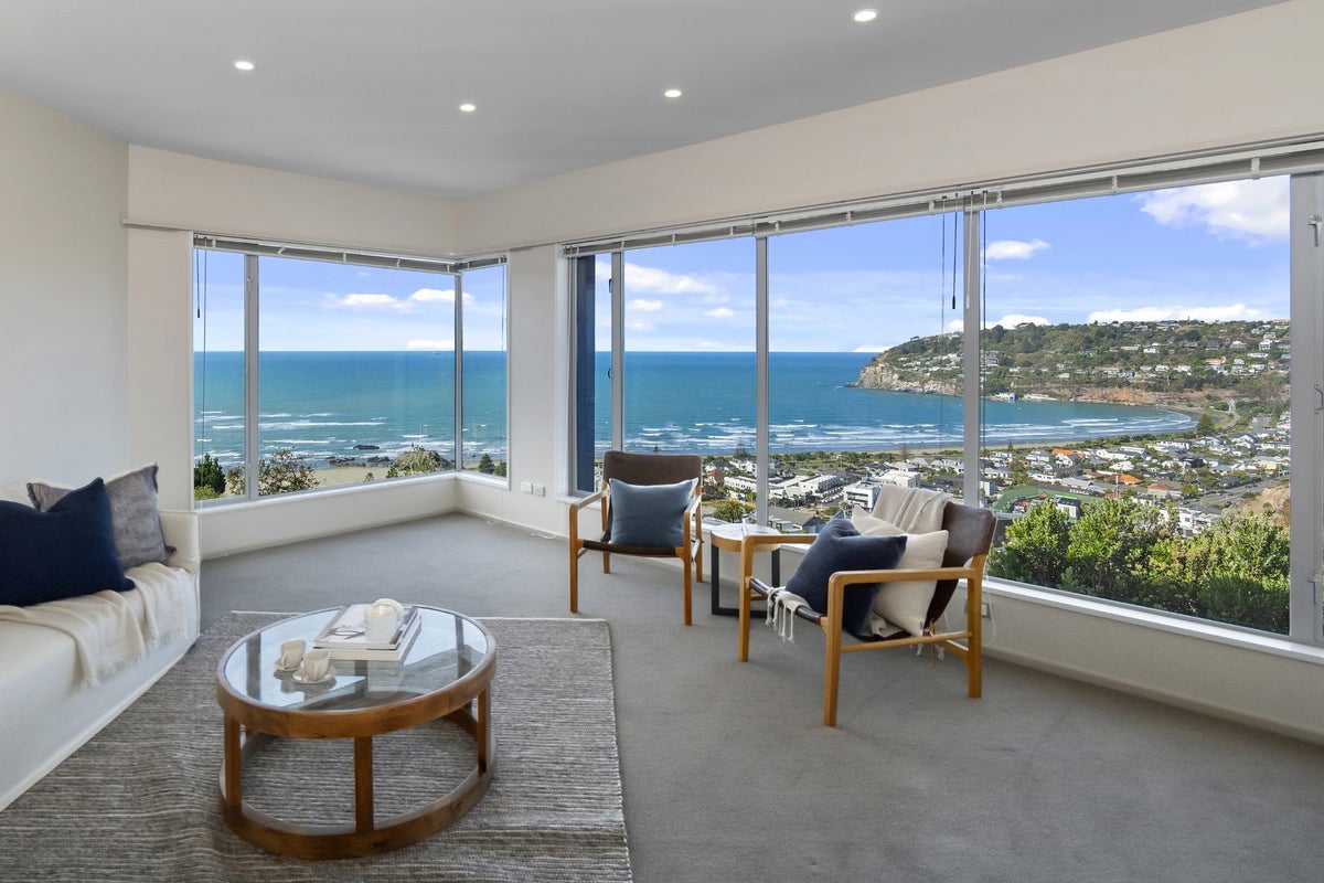 1 Spinnaker Lane, Clifton, Christchurch - Carousel 1