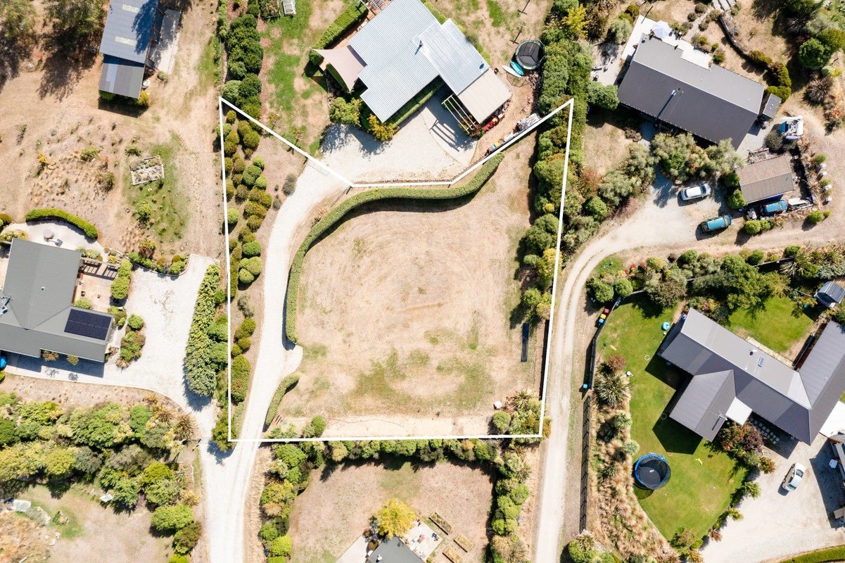 20C Sam John Place, Lake Hawea - Carousel 10