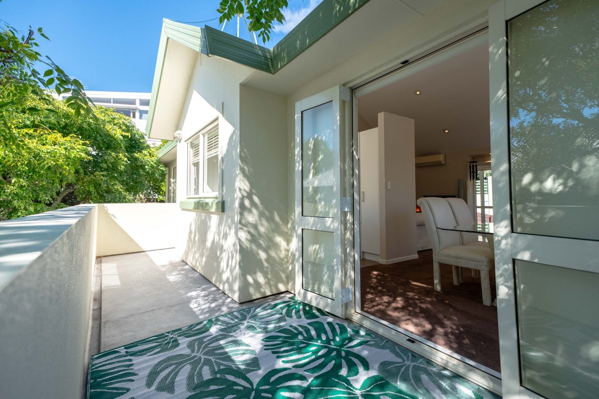 1 Alfred Street, Northcote Point, Auckland - Carousel 2