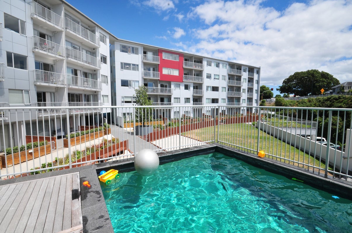 501A/130 ANZAC ST, Takapuna, Auckland - Carousel 1