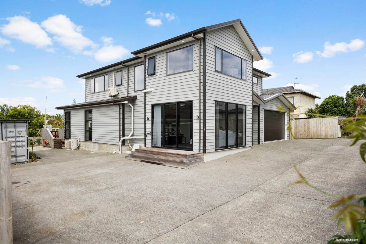 28D Park Avenue, Papatoetoe, Auckland - Carousel 2