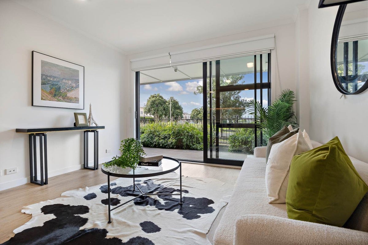 G01/189 Barbarich Drive, Stonefields, Auckland - Carousel 2