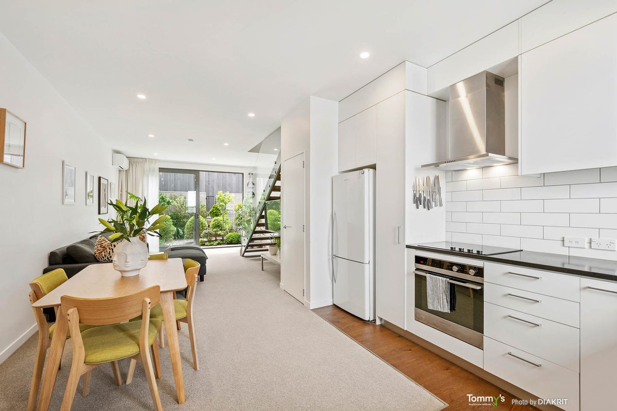 4/20 Trent Street, Island Bay, Wellington - Carousel 2
