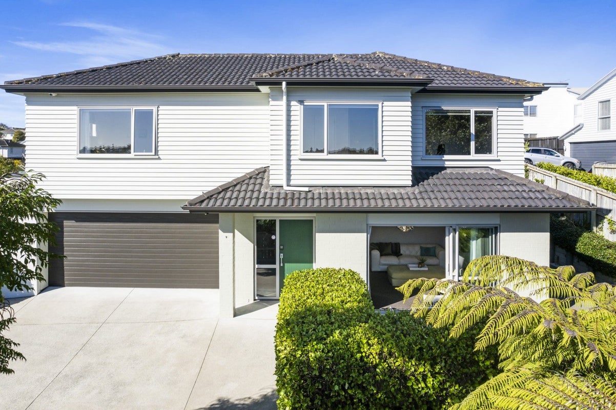 38A Gibraltar Street, Howick, Auckland - Carousel 1