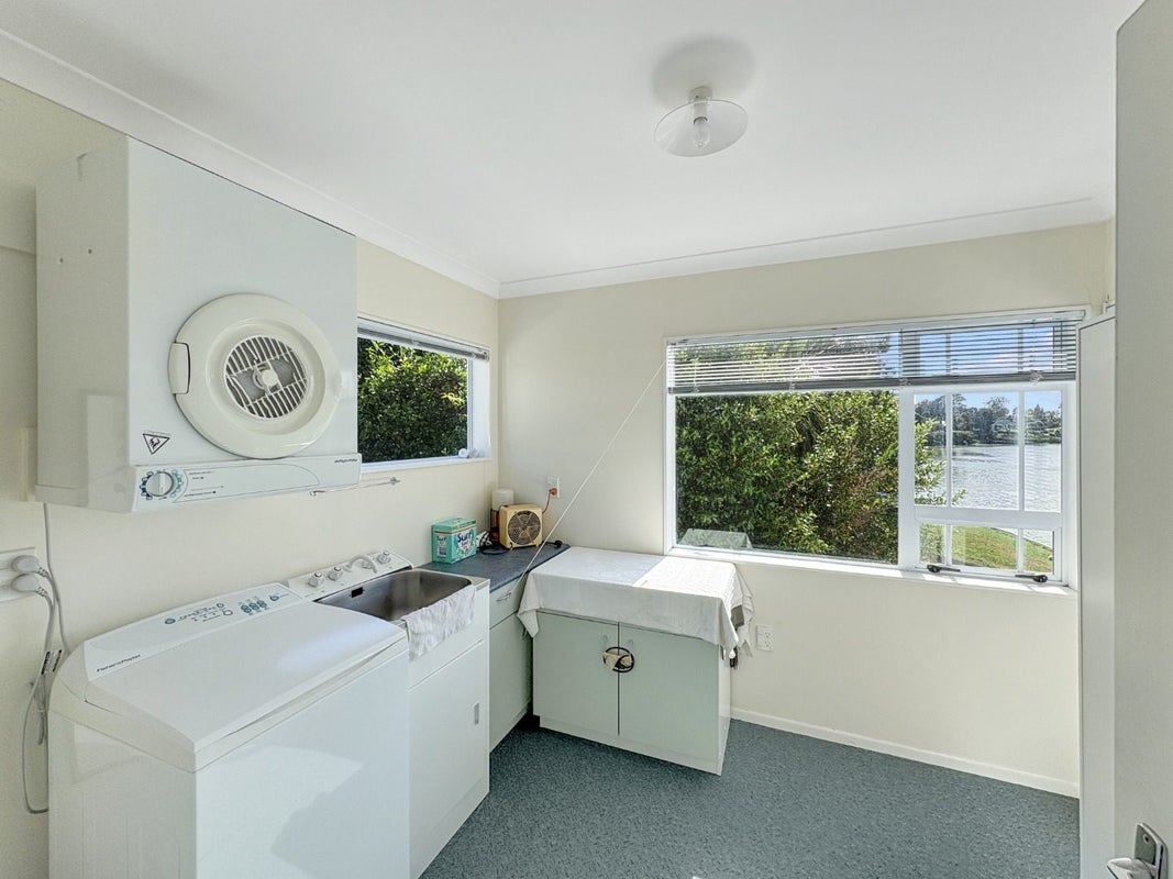 93 Jickell Street, Hokowhitu, Palmerston North - Carousel 10