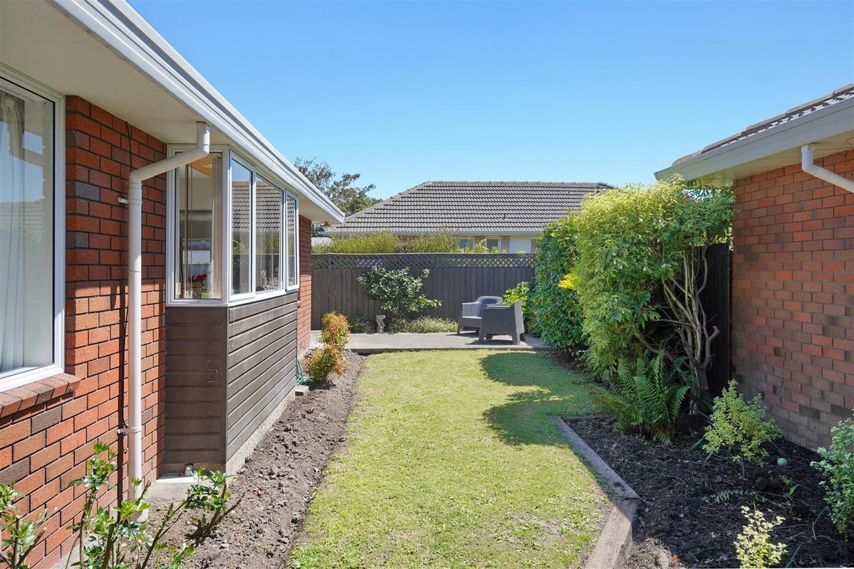 46B Daniels Road, Redwood, Christchurch - Carousel 2