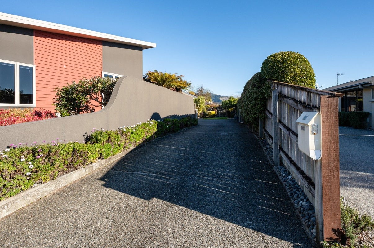 8 Gershwin Grove, Stoke, Nelson - Carousel 25