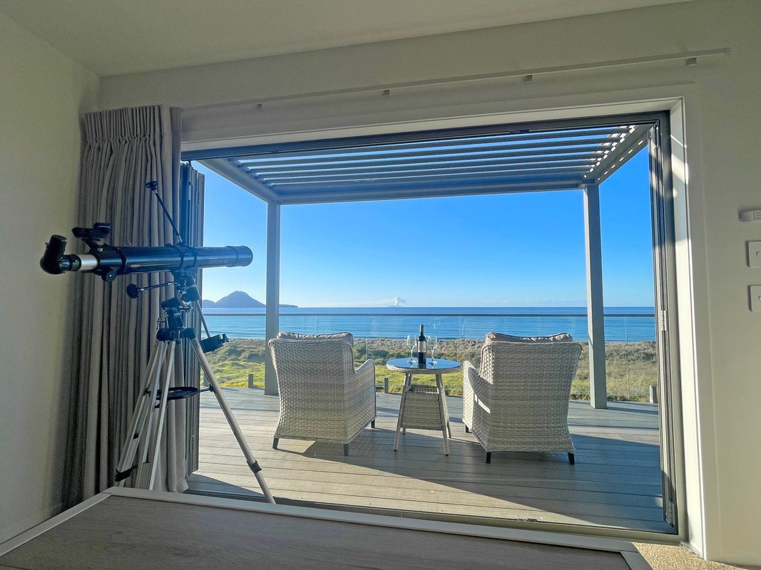 49 Pacific Parade, Coastlands, Whakatane - Carousel 1