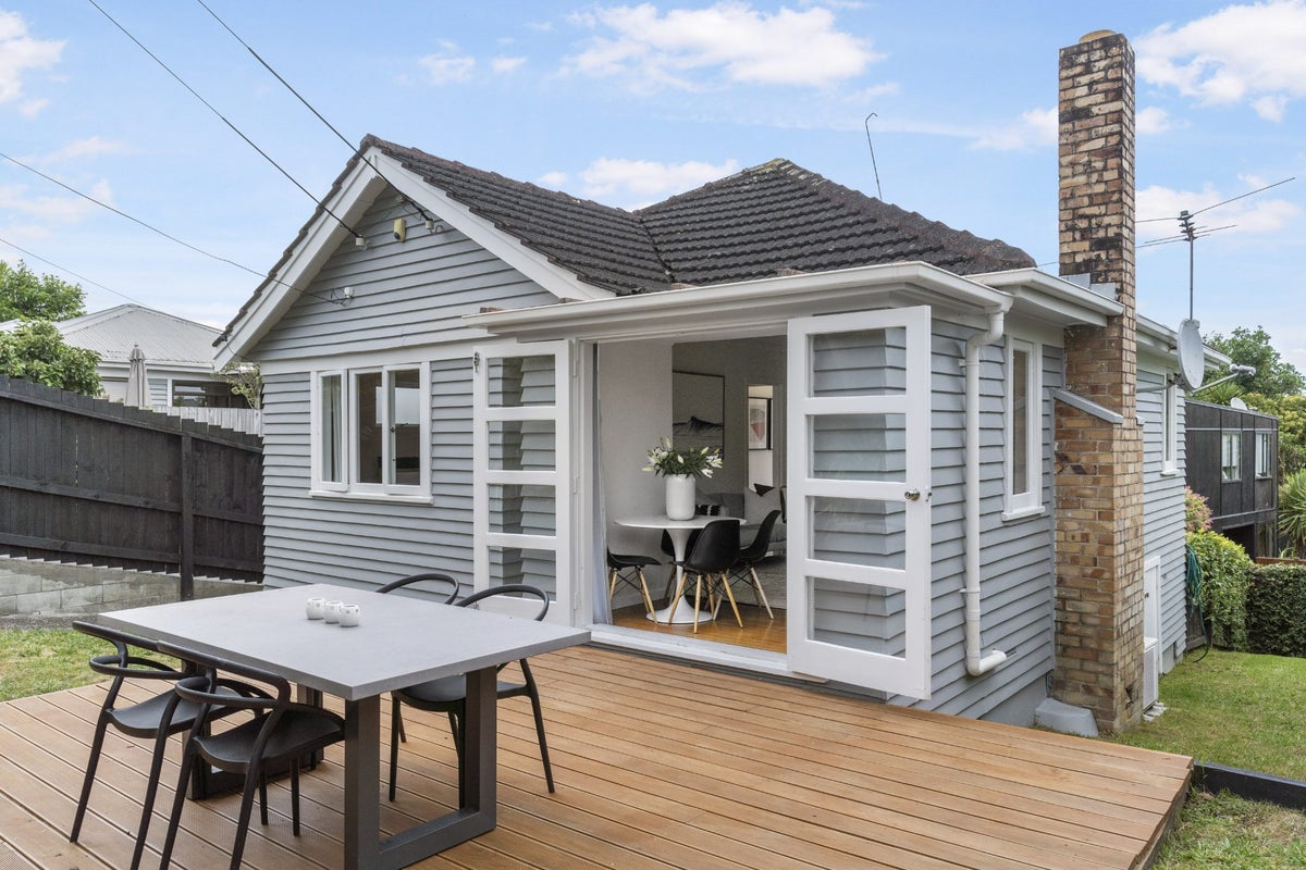 72A Oakley Avenue, Waterview, Auckland - Carousel 2