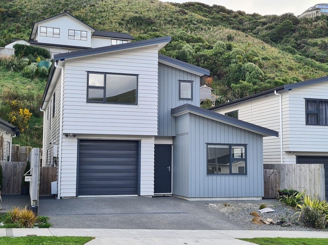 49 Melksham Drive, Churton Park, Wellington - Carousel 1