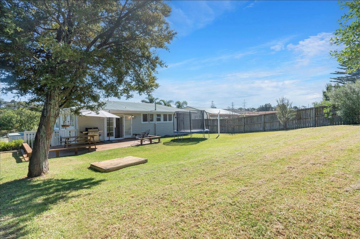 81 Dundale Avenue, Blockhouse Bay, Auckland - Carousel 2