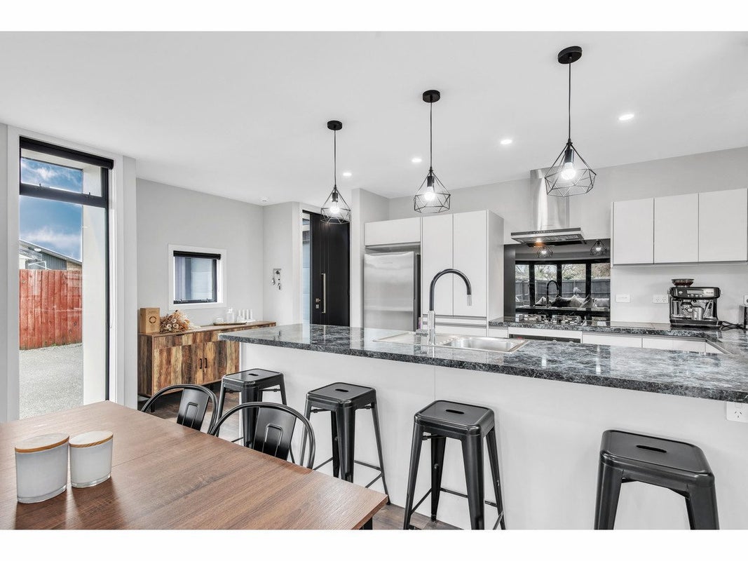 44A Bower Avenue, New Brighton, Christchurch - Carousel 2