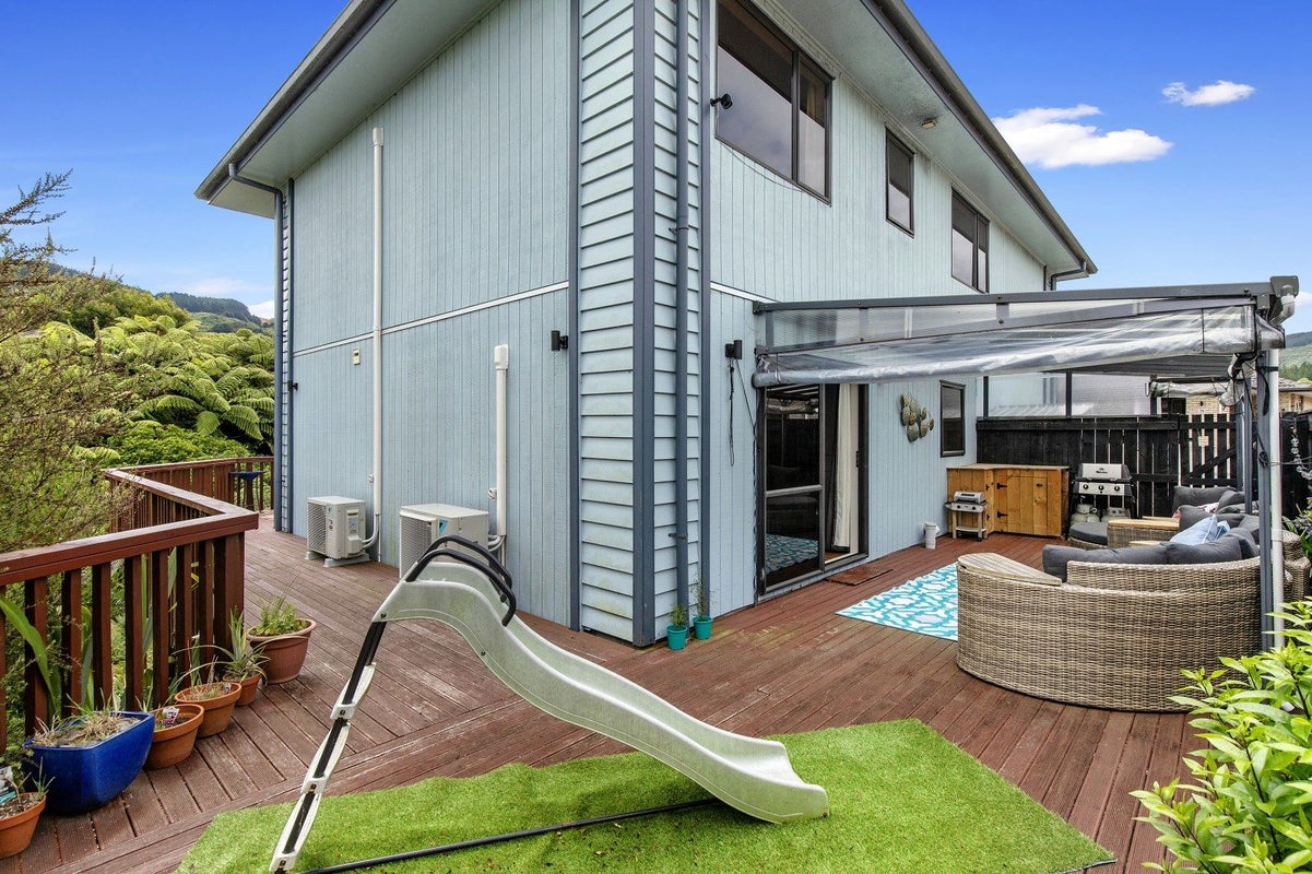 73 Percy Kinsman Crescent, Riverstone Terraces, Upper Hutt - Carousel 2