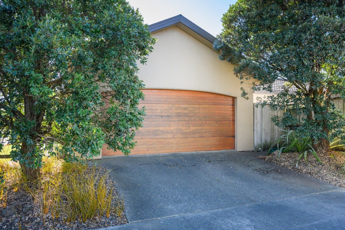 48 Johnstone Drive, Fitzherbert, Palmerston North - Carousel 25