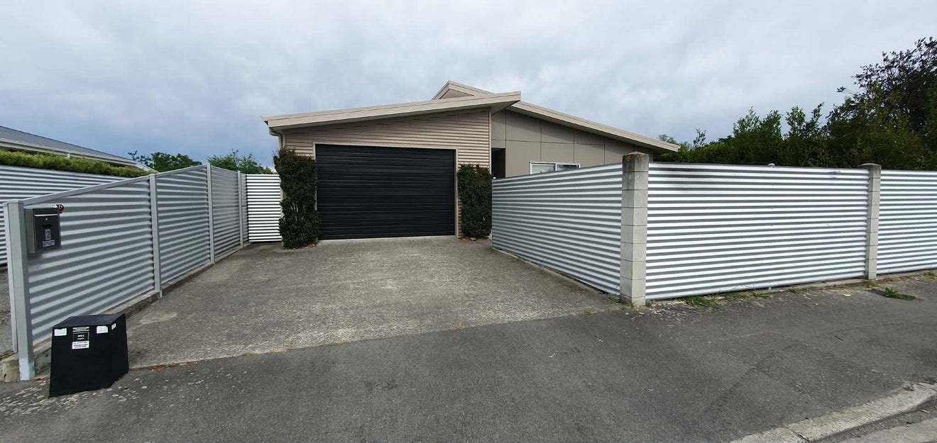 2 Carvell Street, Blenheim - Carousel 24