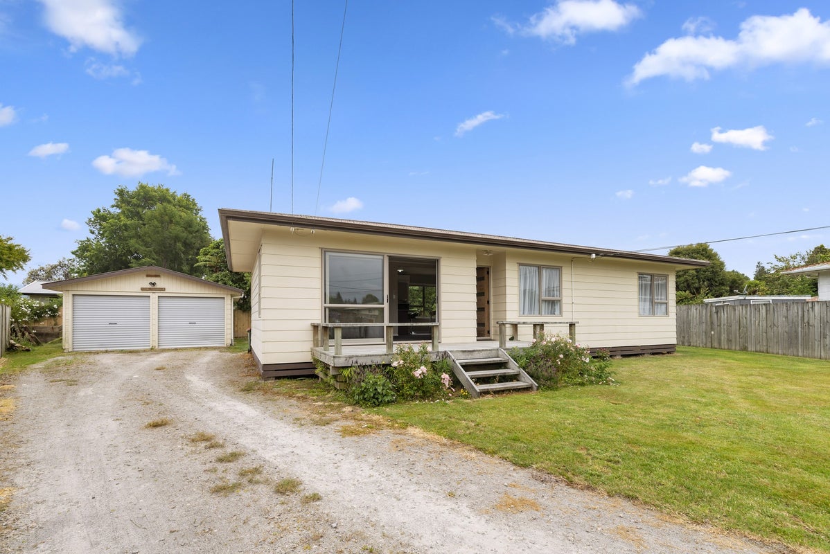 7 Firth Place, Hillcrest, Rotorua - Carousel 1