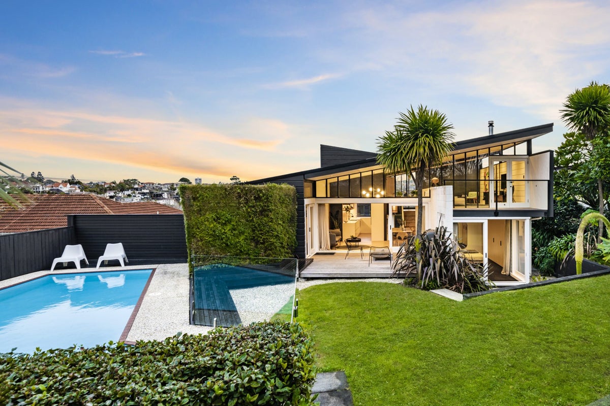 34 Sonia Avenue, Remuera, Auckland - Carousel 1