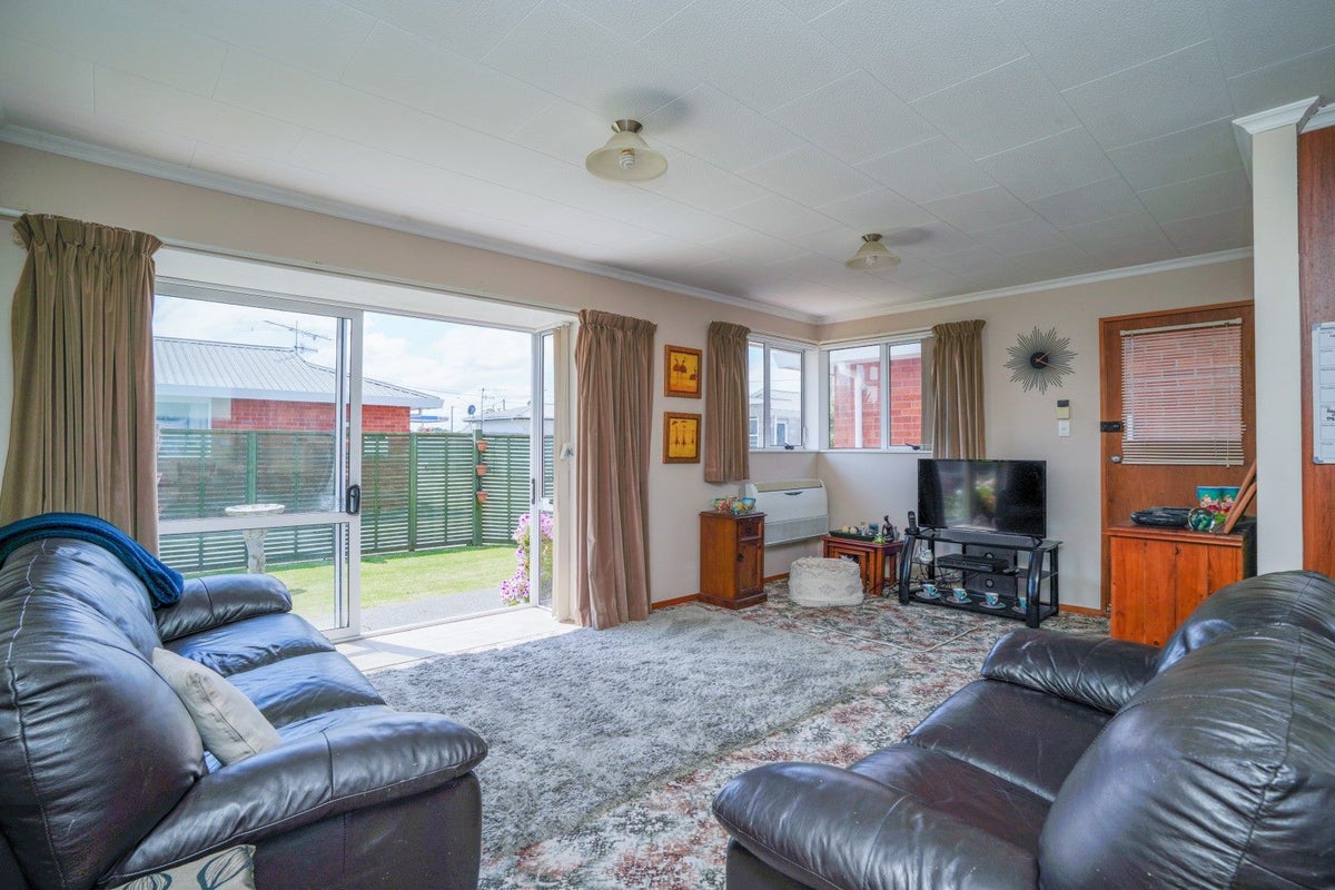 7D Huia Street, Waikiwi, Invercargill - Carousel 2