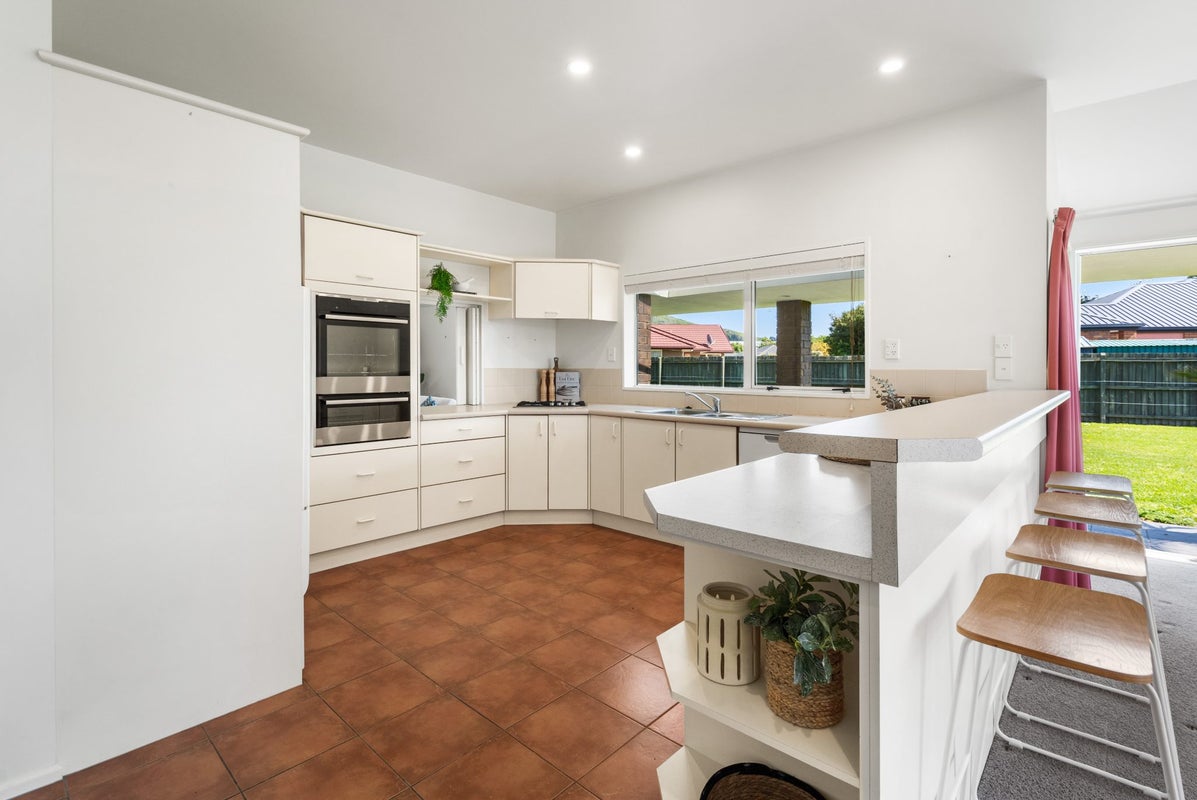 75 Scruttons Road, Heathcote Valley, Christchurch - Carousel 2