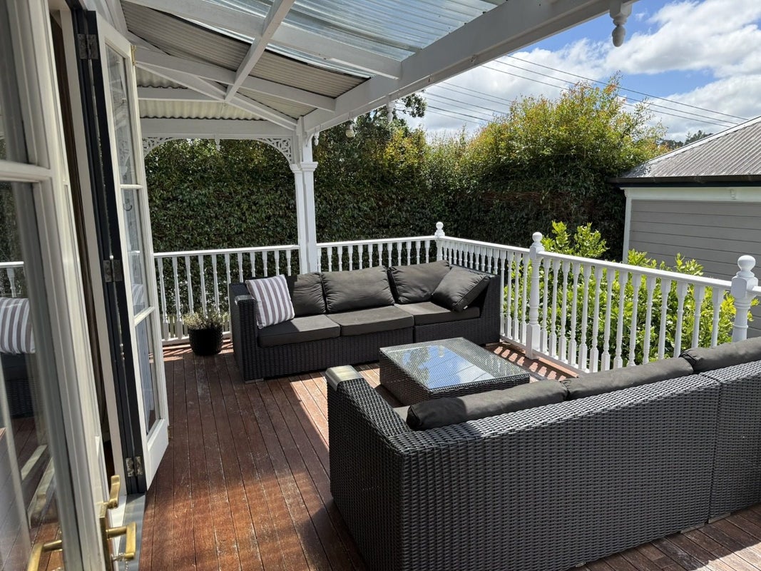 4/2 Georgia Terrace, Albany, Auckland - Carousel 2