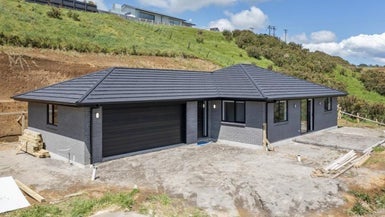 64 Fernbrook Drive, Hurworth, New Plymouth - Carousel 1