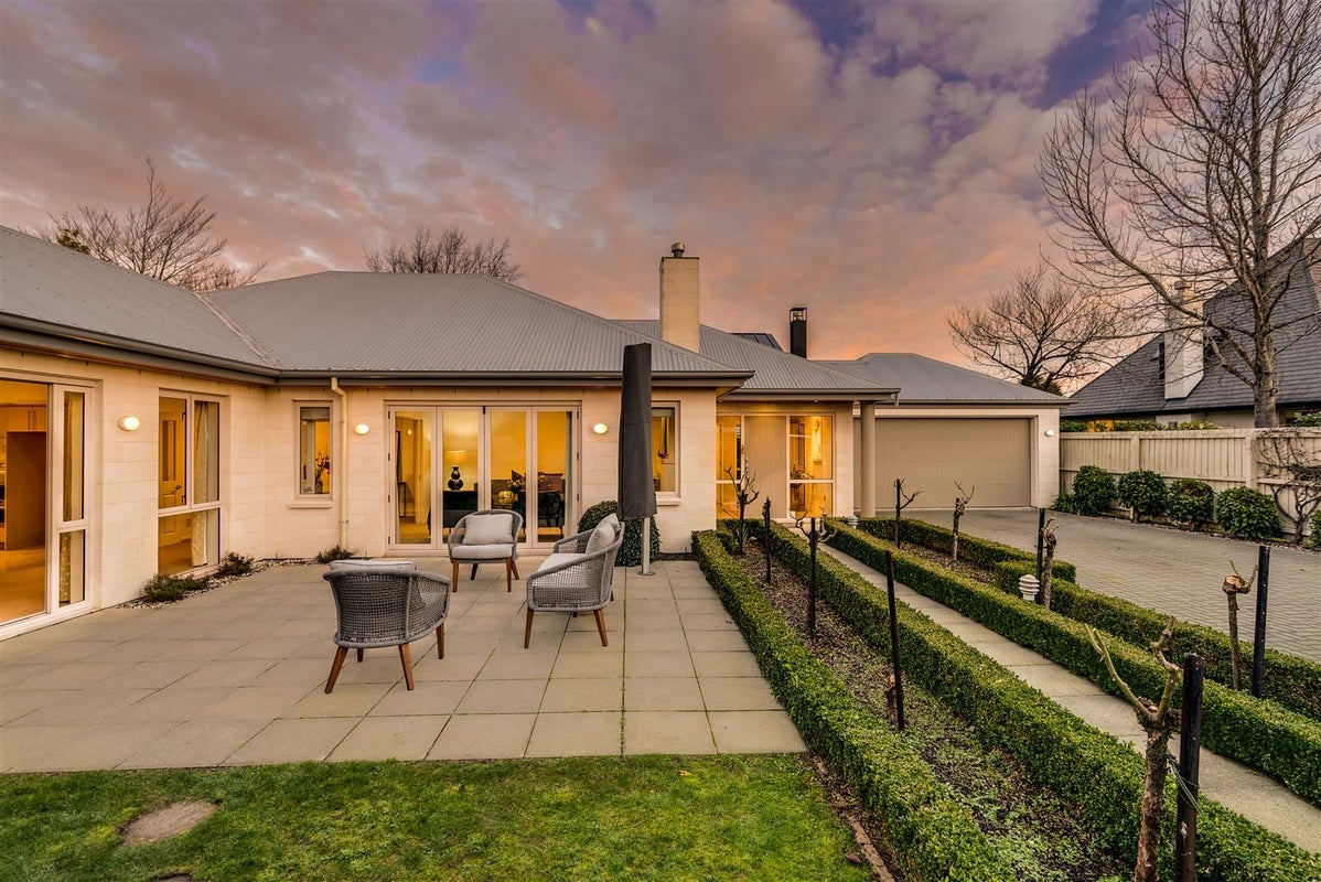 76 Glandovey Road, Fendalton, Christchurch - Carousel 1