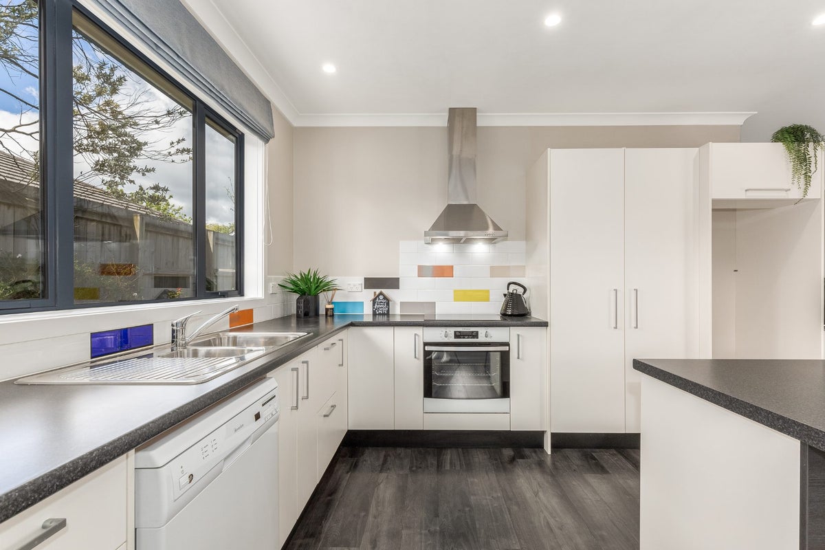 505A Fergusson Drive, Trentham, Upper Hutt - Carousel 2