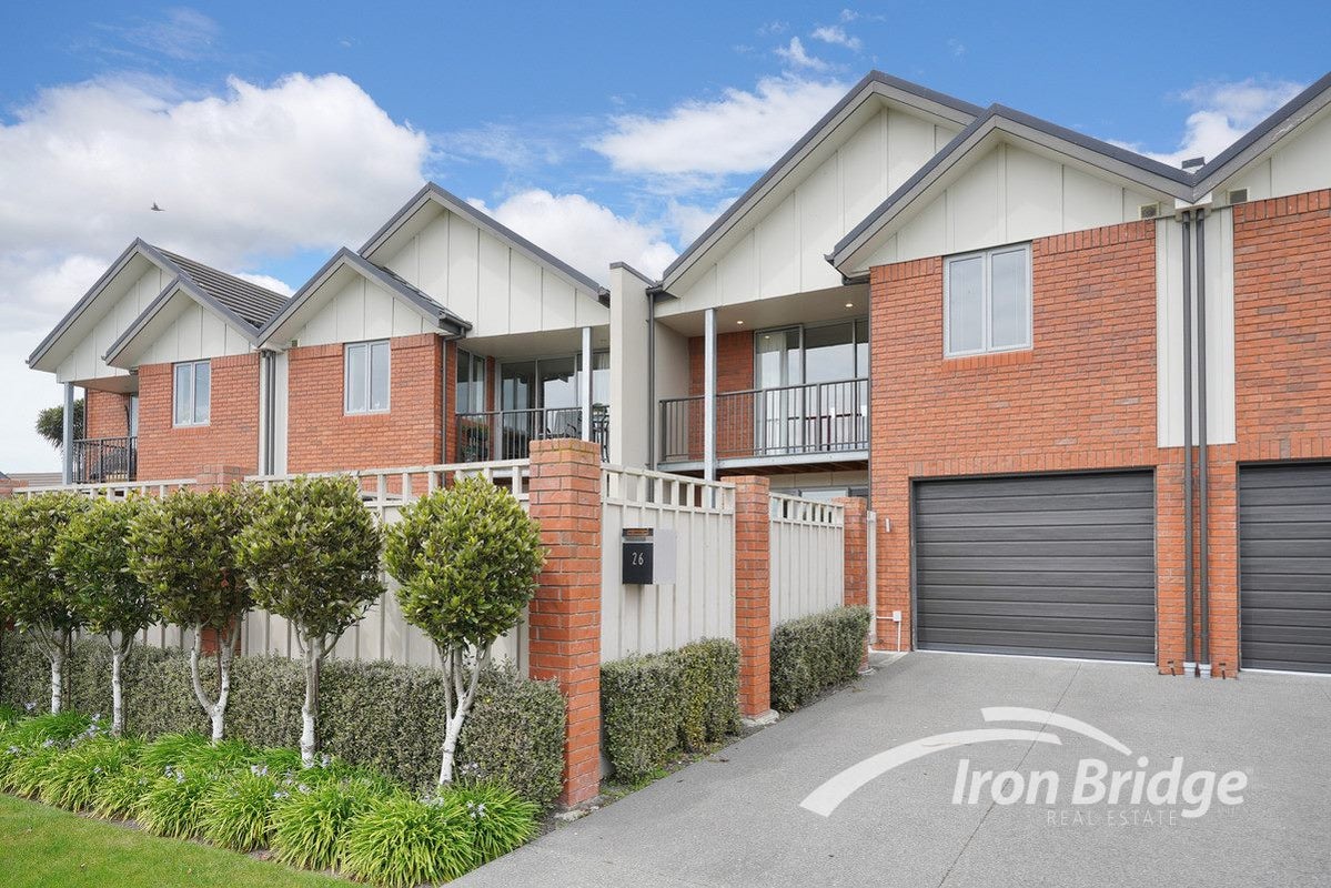 26 Henley Green, Northwood, Christchurch - Carousel 1
