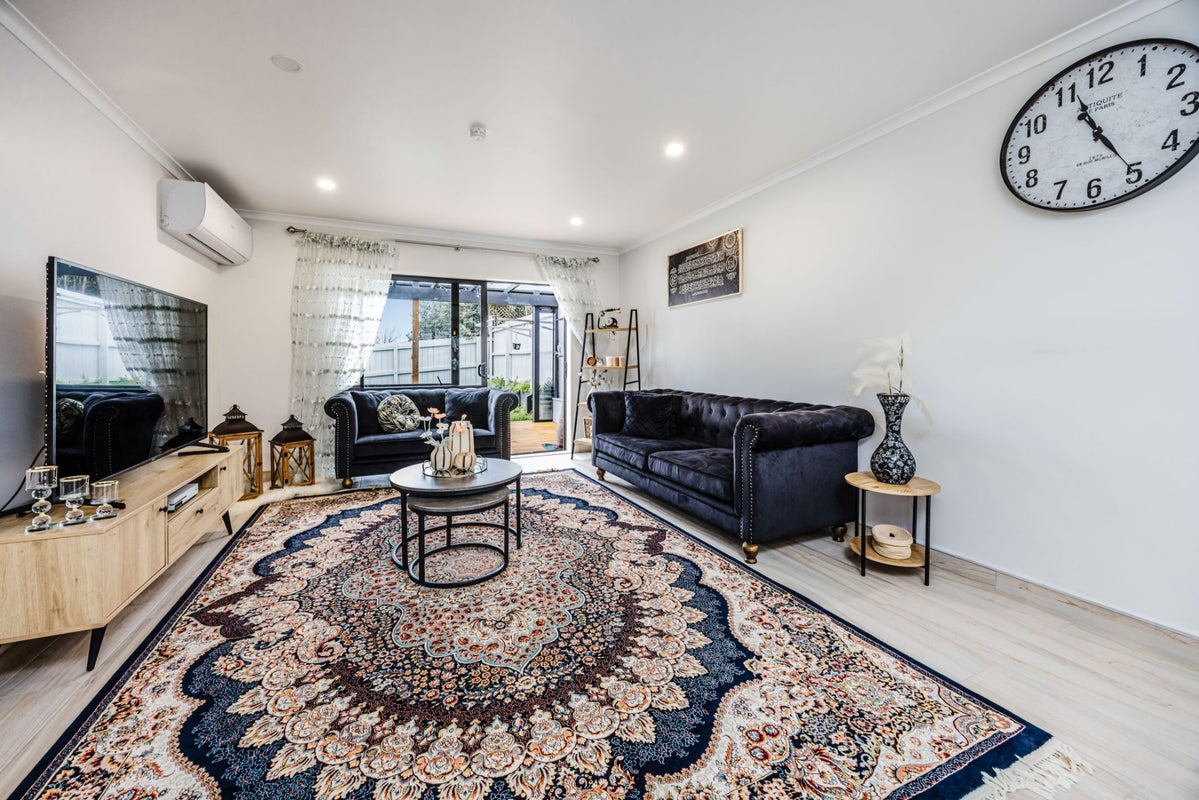 11 Battlen Place, Manurewa, Auckland - Carousel 2