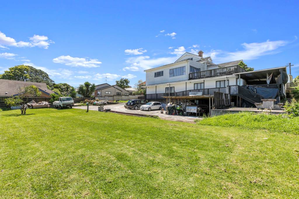 1 Lauchlan Avenue, Epsom, Auckland - Carousel 2