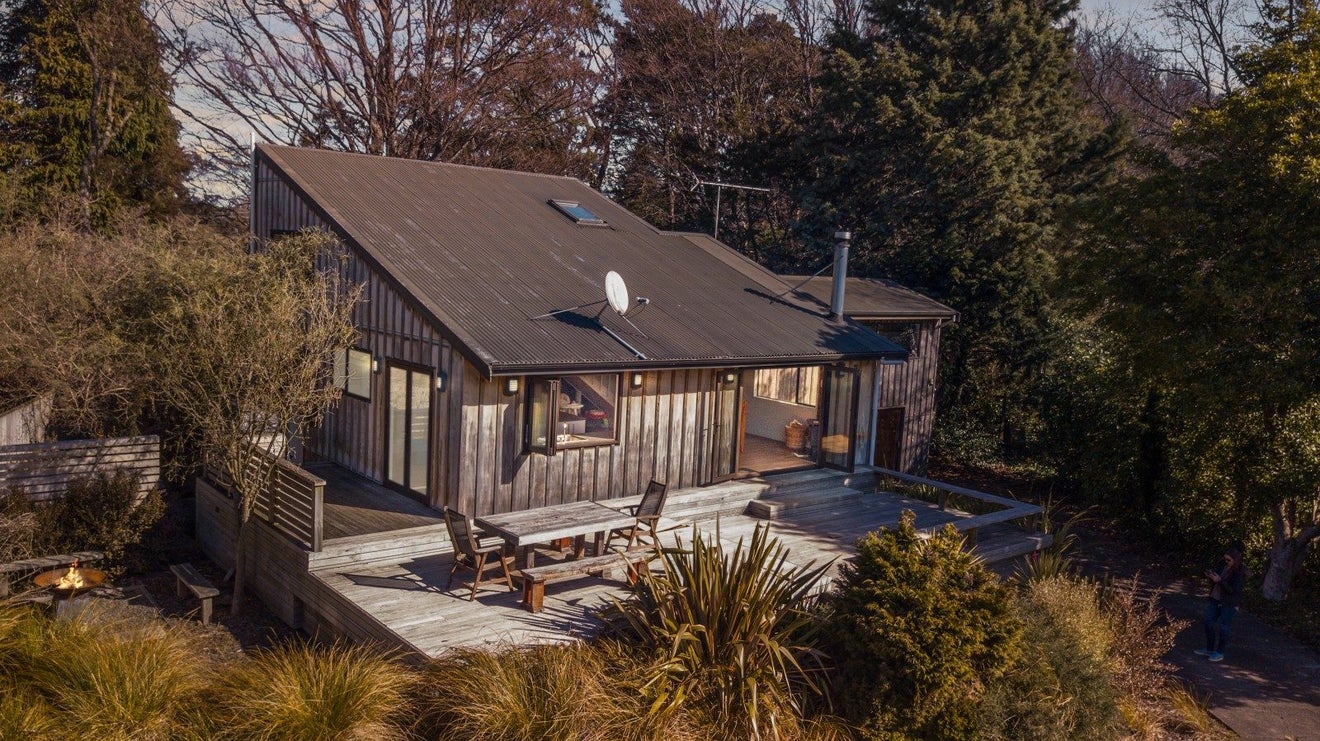 98 Clyde St (State Highway, 49), OHAKUNE - Carousel 2
