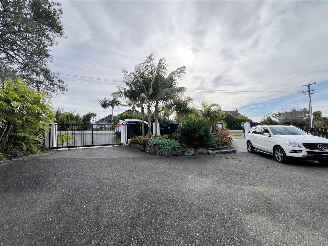 97 Lonely Track Road, Fairview Heights, Auckland - Carousel 2
