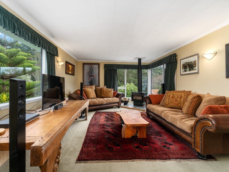 85 Spinnaker Drive, Whitby, Porirua - Carousel 2