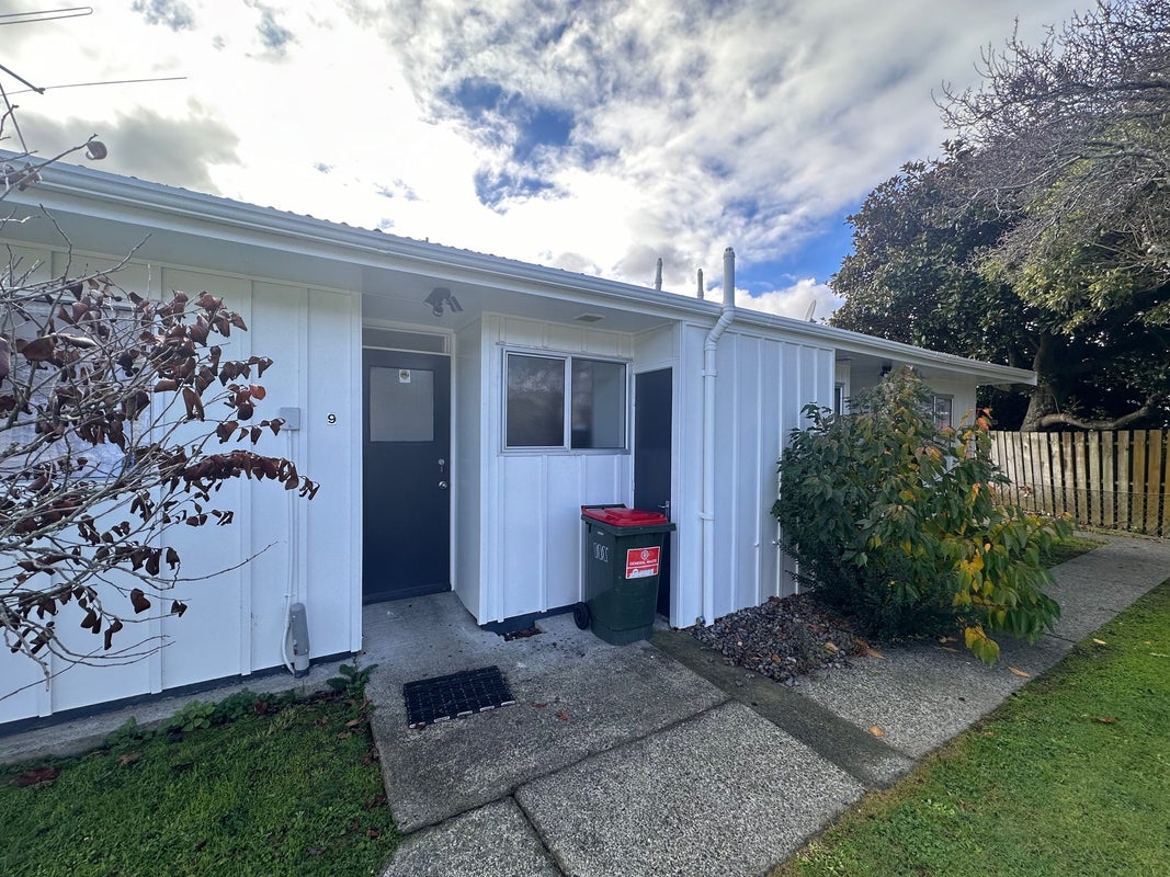 1/17 Hildreth Street, Trentham, Upper Hutt - Carousel 2