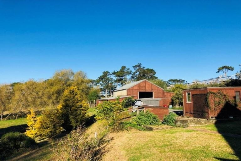 93 Oliver Road, Eastern Beach, Auckland - Carousel 2