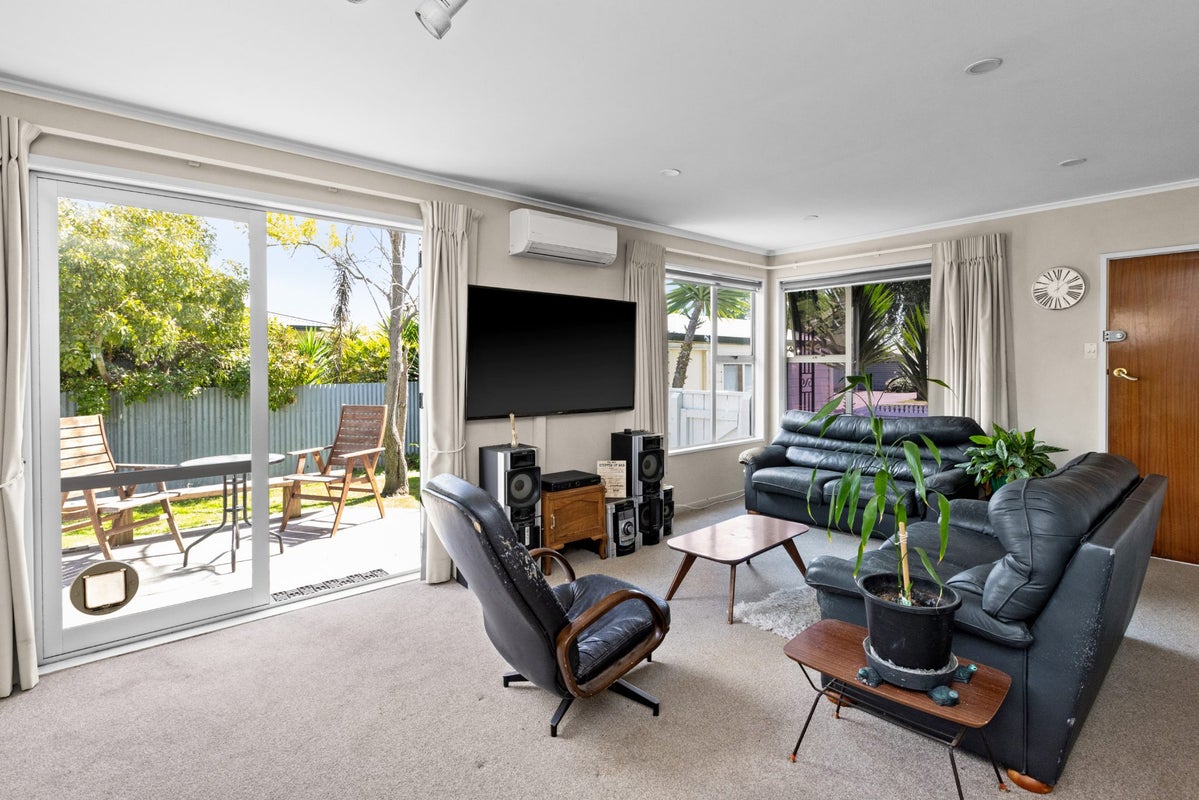 55 Allen Berry Avenue, Pirimai, Napier - Carousel 1