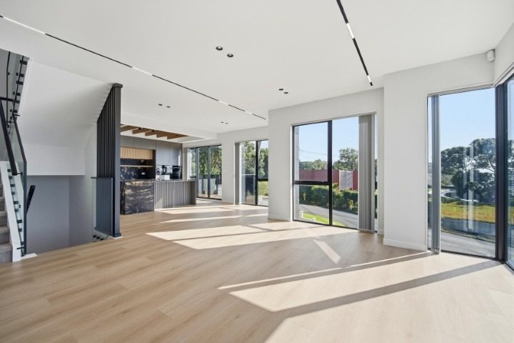 8 Park Rise, Campbells Bay, Auckland - Carousel 2
