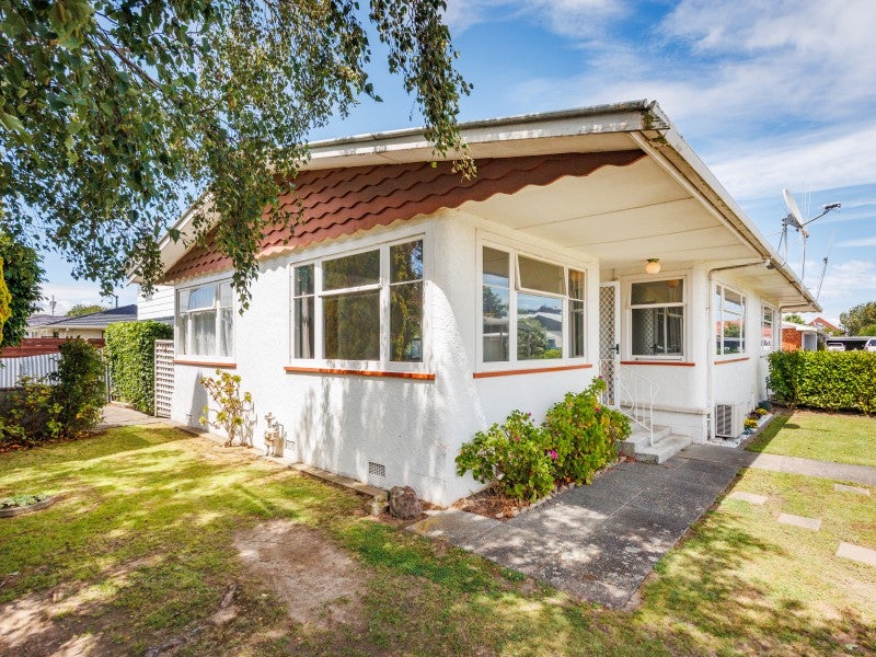 1 Kiwi Court, Roslyn, Palmerston North - Carousel 1