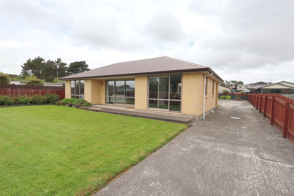 39 Ball Street, Kingswell, Invercargill - Carousel 1