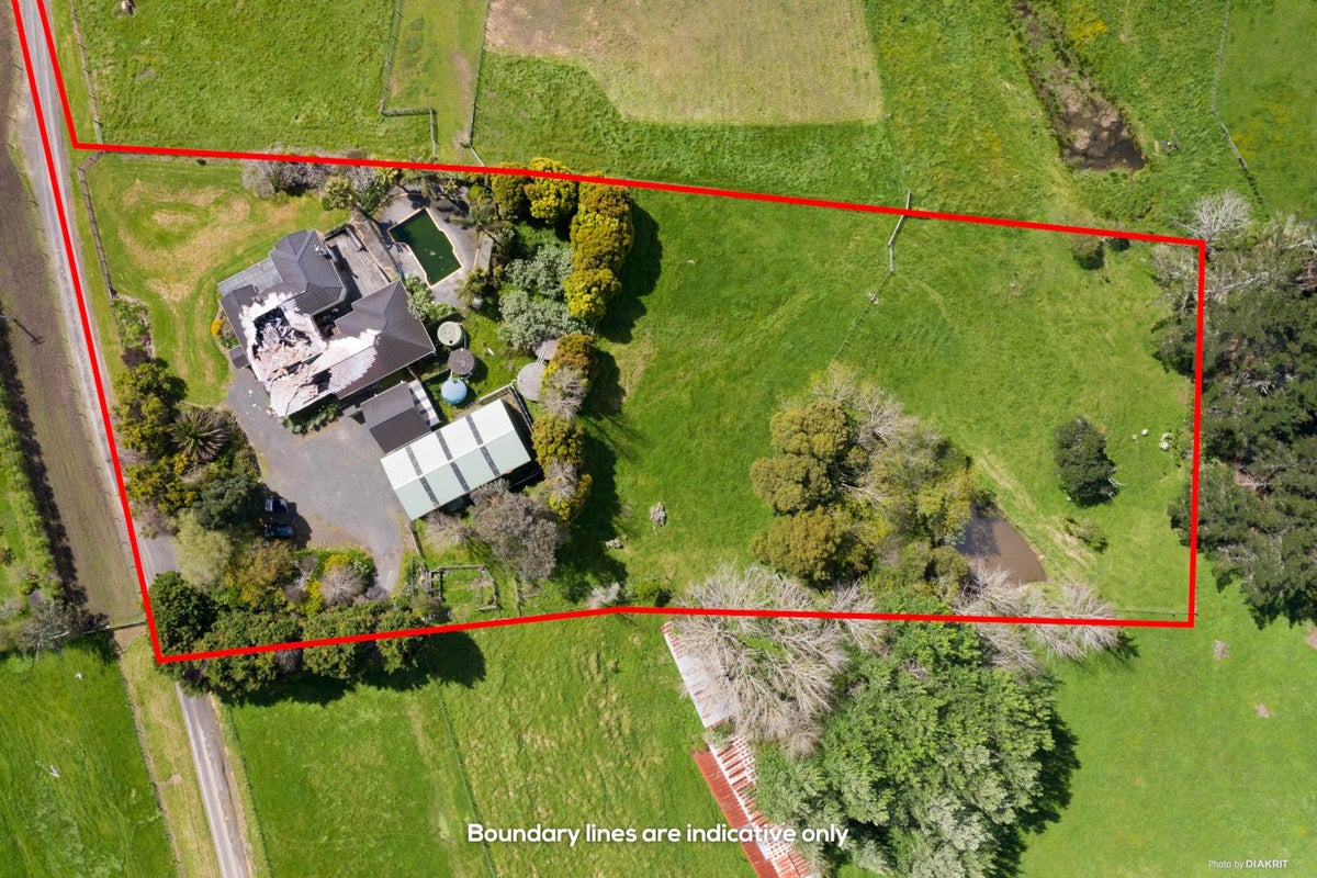 271 Whitford-Maraetai Road, Howick - Carousel 6