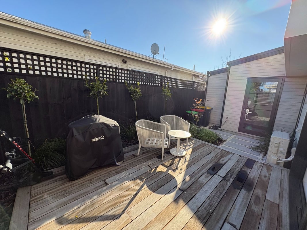 73B Cornwall Street, St Albans, Christchurch - Carousel 14