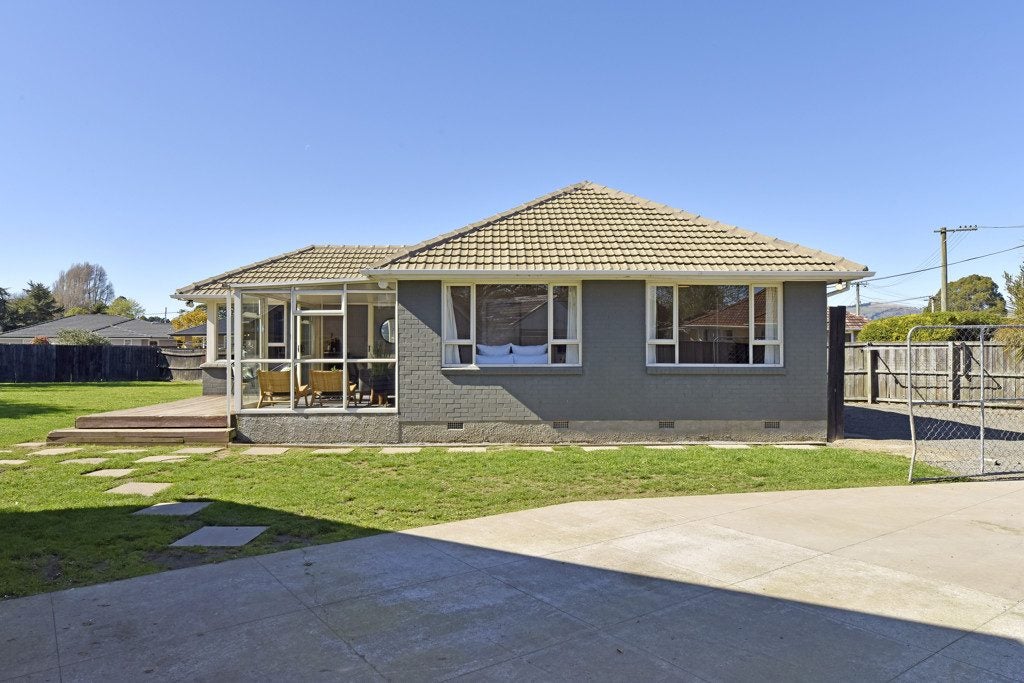 21 Wildwood Avenue, Wainoni, Christchurch - Carousel 18